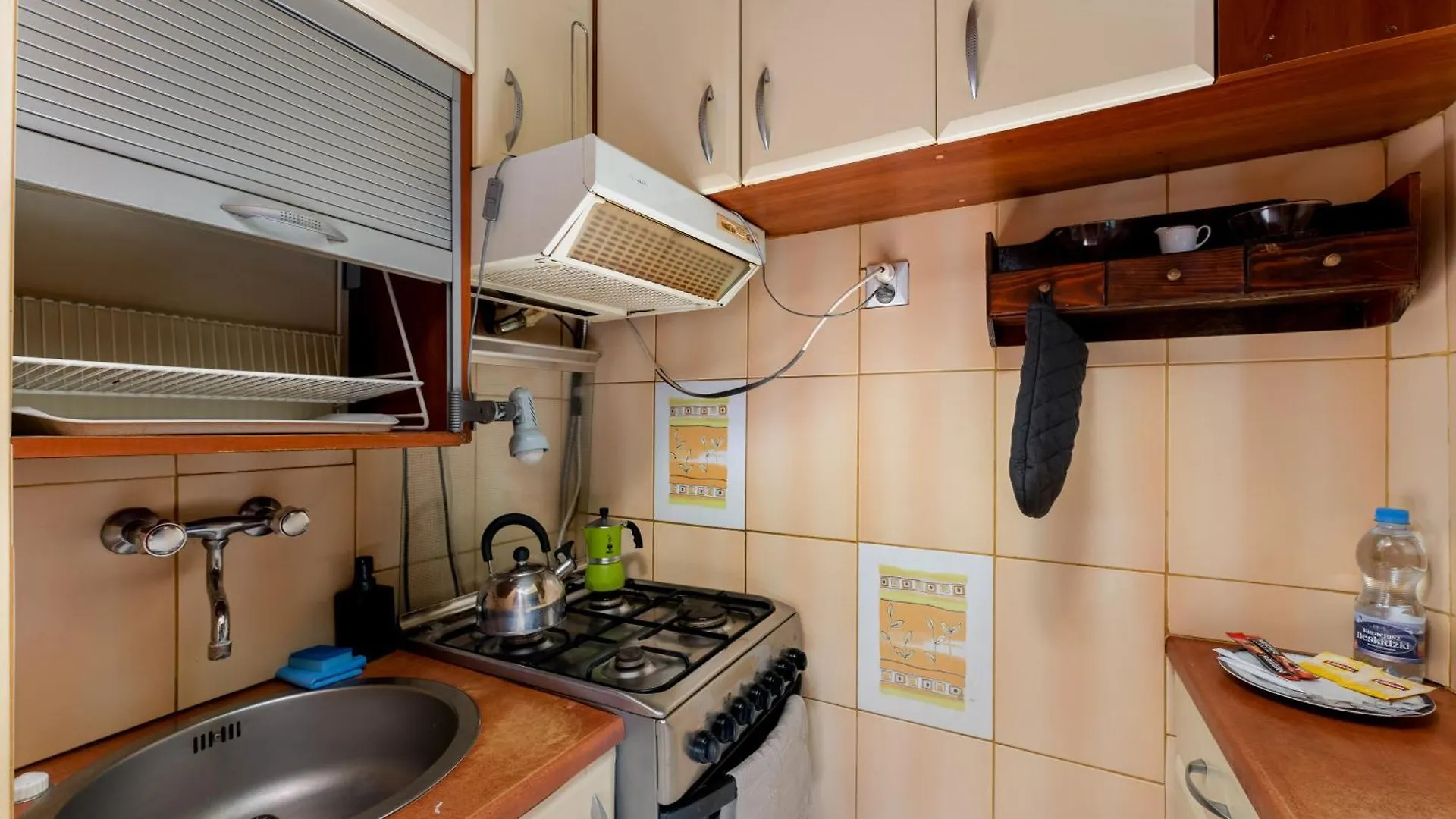 Nowa Huta Standard Apartment Krakau